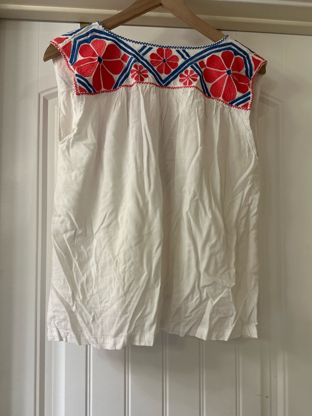 J.MARIE Embroidered Floral White/Pink Top Shirt Women size S Boho - Picture 3 of 6